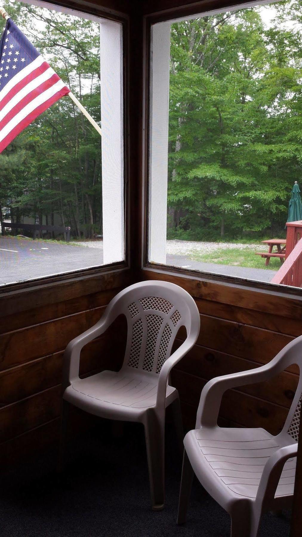 Motel Weirs &